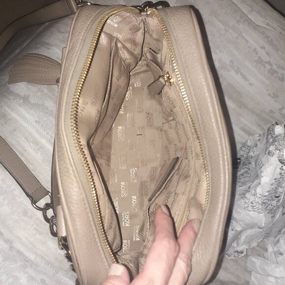 Michael Kors grey purse - Picture 3 of 3